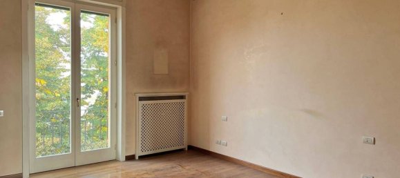 4 bedrooms Penthouse in Verona, Italy No. 73348 13