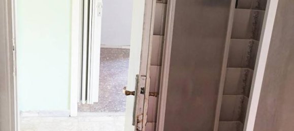 4-salle Appartement à Rome, Italy No. 124085 20