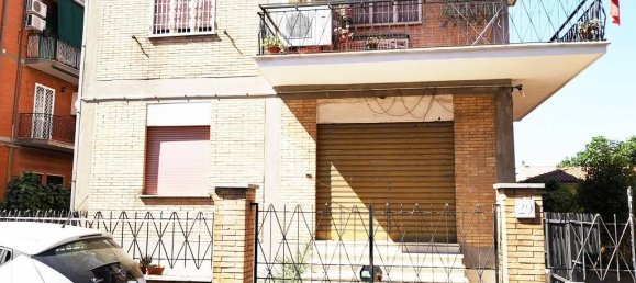 4-salle Appartement à Rome, Italy No. 124085 2