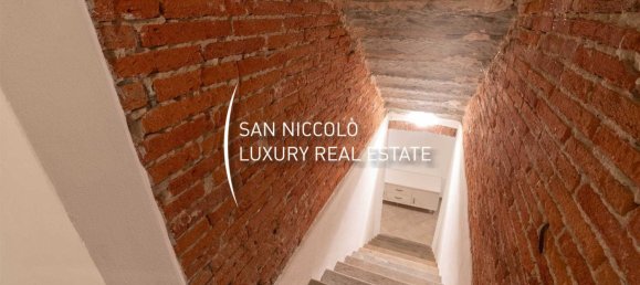 Dúplex de 2 habitaciónes en Florence, Italy No. 209188 12