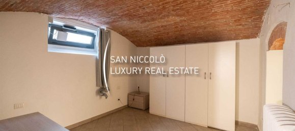 Dúplex de 2 habitaciónes en Florence, Italy No. 209188 10