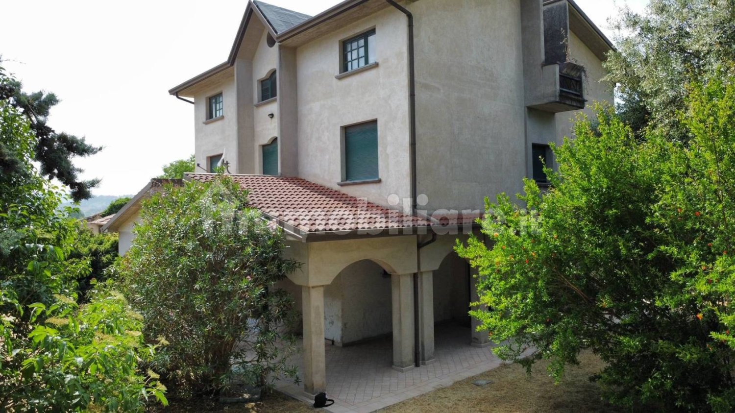 4 bedrooms Villa in Nocera Umbra, Italy No. 303230