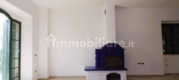 4 bedrooms Villa in Nocera Umbra, Italy No. 303230 8