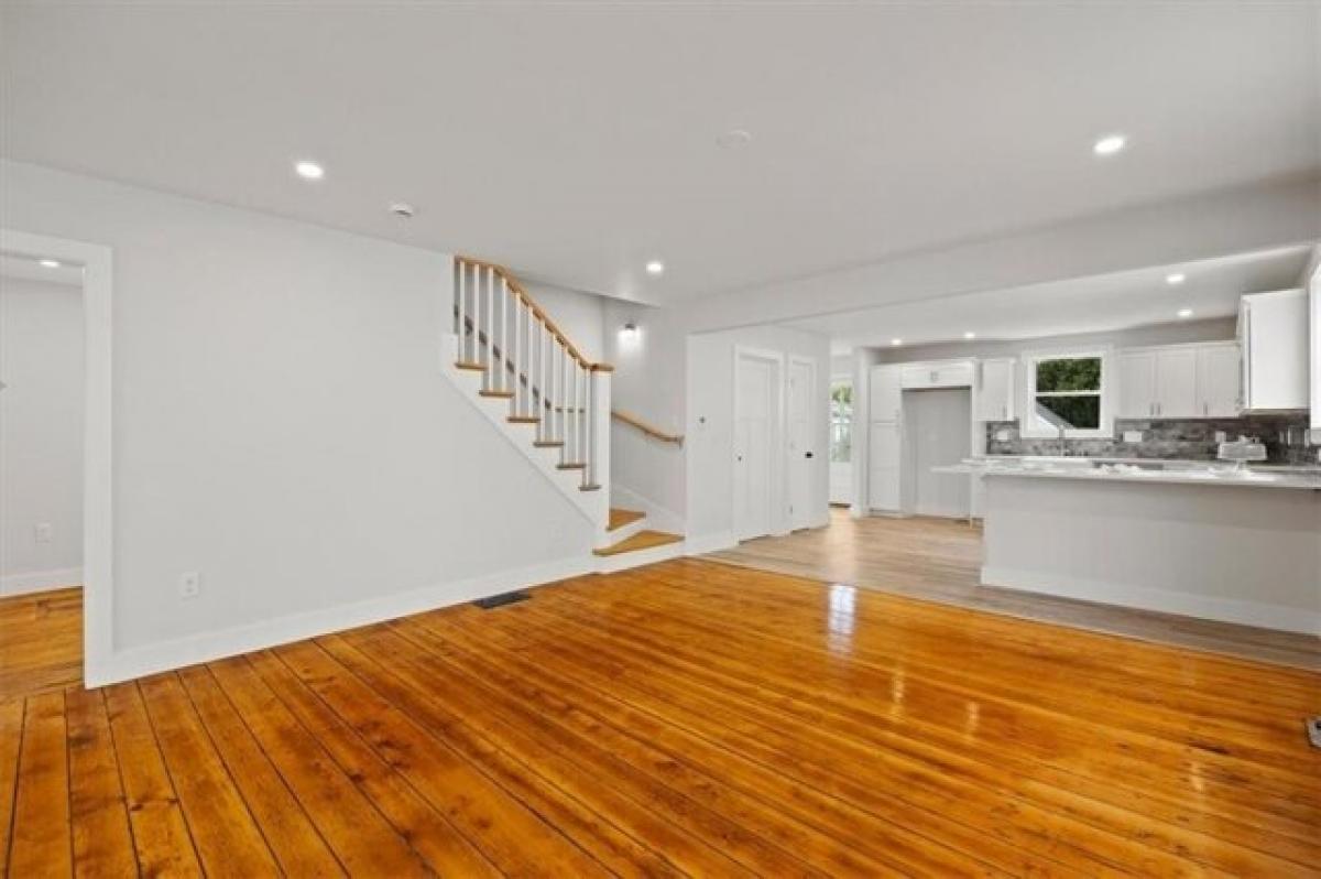 3 bedrooms House in Bristol, USA No. 372960