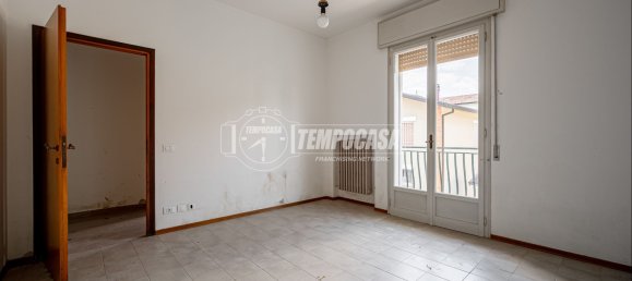 3 bedrooms Apartment in Faenza, Italy No. 365786 6