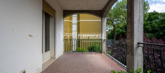 3 bedrooms Apartment in Faenza, Italy No. 365786 22