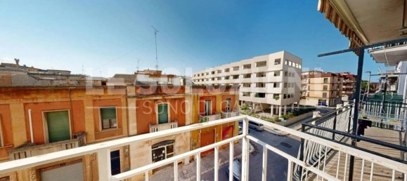 Квартира с 3 спальнями в Путиньяно, Италия № 353252 4