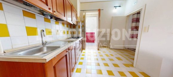 Квартира с 3 спальнями в Путиньяно, Италия № 353252 19