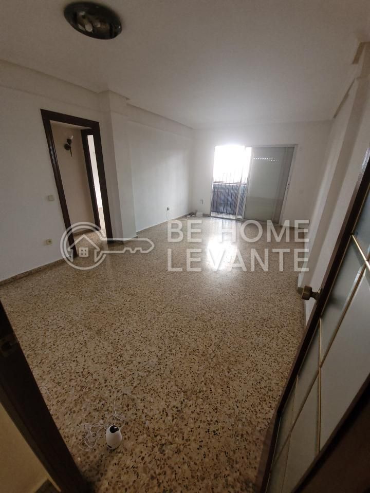 3 Schlafzimmer Wohnung in Alicante, Spain, Nr. 248237