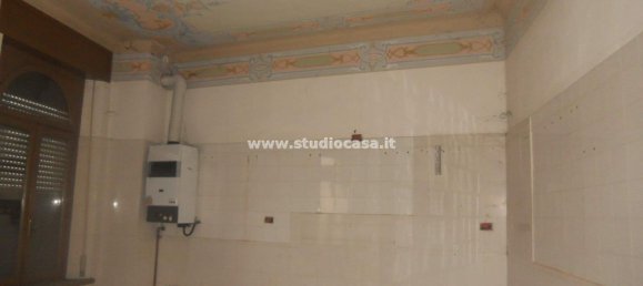 18-Zimmer Haus in Crema, Italy, Nr. 153800 8