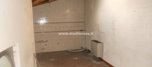 18-Zimmer Haus in Crema, Italy, Nr. 153800 17
