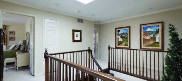 4 bedrooms House in Oakville, Canada No. 978 9