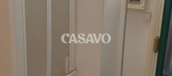 Studio in Paris, France No. 173682 3