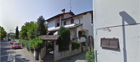 Дом с 5 комнатами в Крешентино, Италия № 46556 3