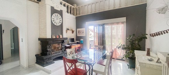 4 Schlafzimmer Haus in Checy, France, Nr. 72979 4