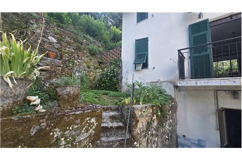 3 Schlafzimmer Haus in Borghetto di Vara, Italy, Nr. 308511