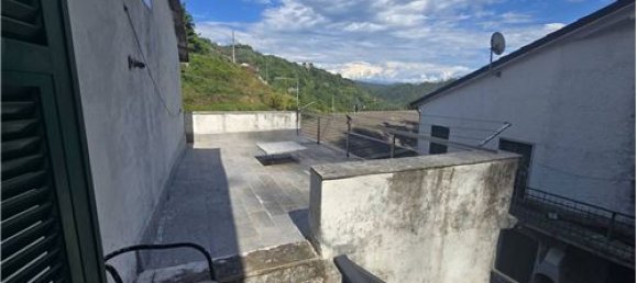 3 Schlafzimmer Haus in Borghetto di Vara, Italy, Nr. 308511 3