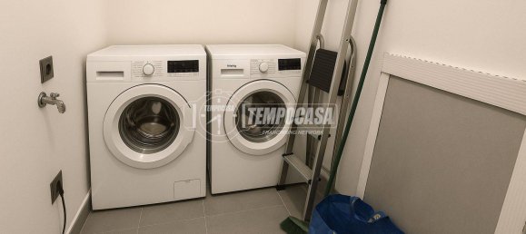 Apartamento T2 em Lodi, Italy N.º 379971 20