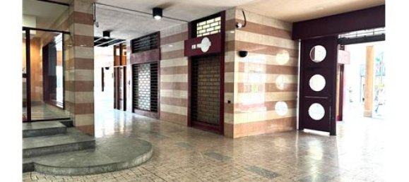 Propiedad comercial de 1 habitación en Seregno, Italy No. 308526 17