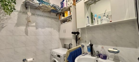 3 bedrooms Apartment in Rome, Italy No. 335175 11