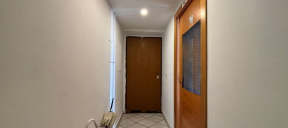 3 bedrooms Apartment in Rome, Italy No. 335175 13