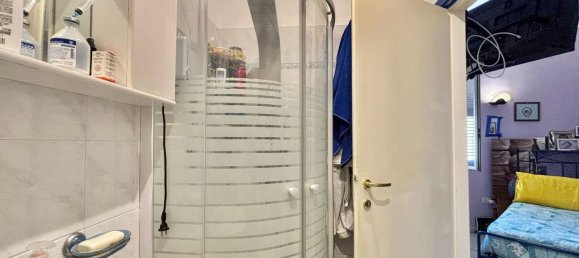 3 bedrooms Apartment in Rome, Italy No. 335175 12