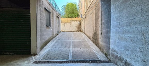 3 bedrooms Apartment in Rome, Italy No. 335175 24