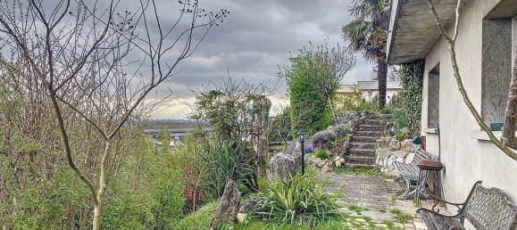 Casa de 4 dormitorios en Neyron, France No. 193309 2