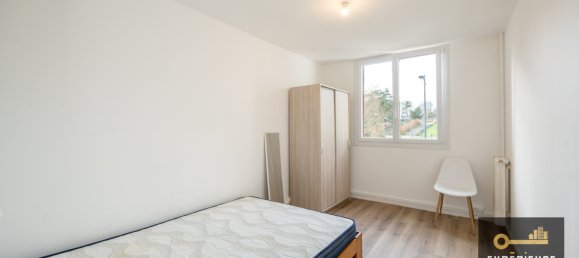 3 Schlafzimmer Wohnung in Saint-Brieuc, France, Nr. 204650 8