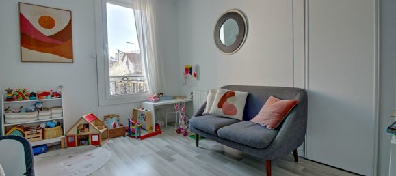 4 bedrooms House in Poissy, France No. 165981 21