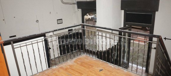 Propiedad comercial de 1 habitación en Naples, Italy No. 149555 9