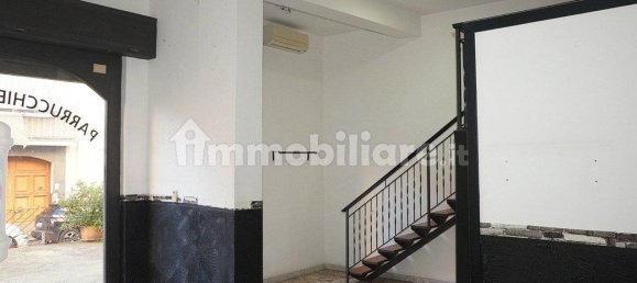 Propiedad comercial de 1 habitación en Naples, Italy No. 149555 2