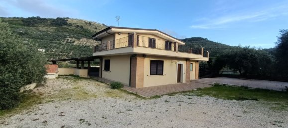 7-salle Villa à Sonnino, Italy No. 147944 18