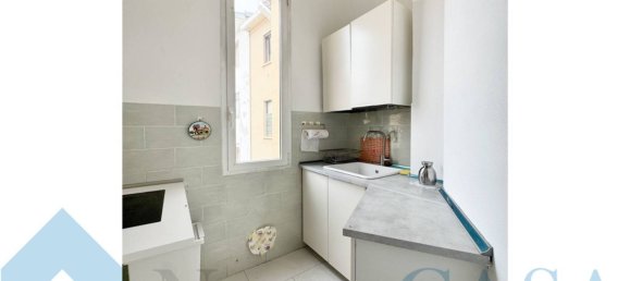 2 bedrooms Apartment in Milan, Italy No. 271476 8