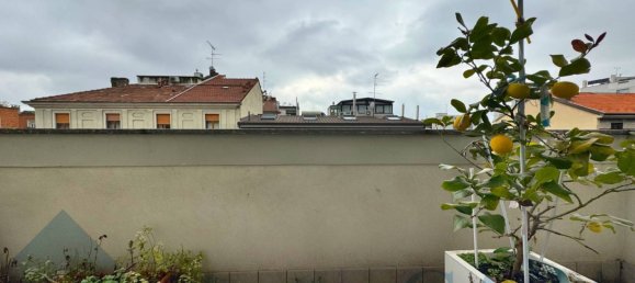 2 bedrooms Apartment in Milan, Italy No. 271476 16