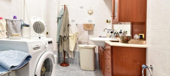 3 rooms Apartment in Rome, Italy No. 131541 25