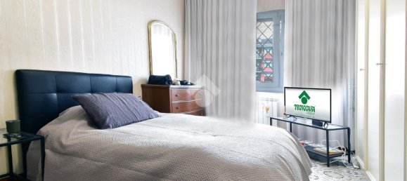 3 rooms Apartment in Rome, Italy No. 131541 23