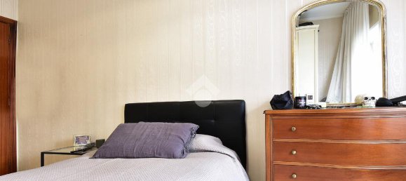 3 rooms Apartment in Rome, Italy No. 131541 24