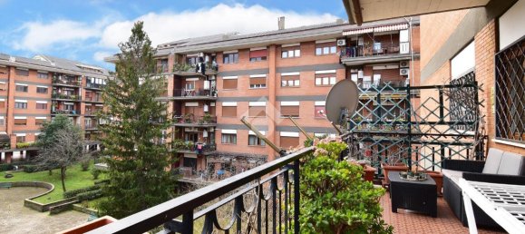 3 rooms Apartment in Rome, Italy No. 131541 4