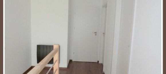 6 bedrooms House in Epping, France No. 211305 2