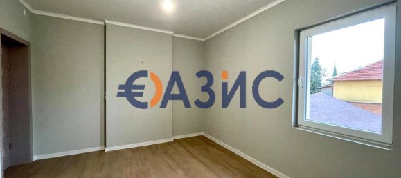 2 Schlafzimmer Haus in Burgas, Bulgaria, Nr. 722 11