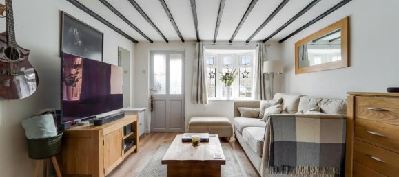 2 bedrooms Commercial property in Epsom, United Kingdom No. 9693 4