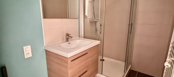 Casa de 3 dormitorios en Margny-les-Compiegne, France No. 242546 46