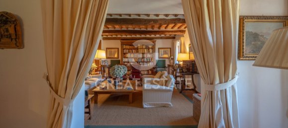 32 bedrooms House in Castellina in Chianti, Italy No. 319748 14