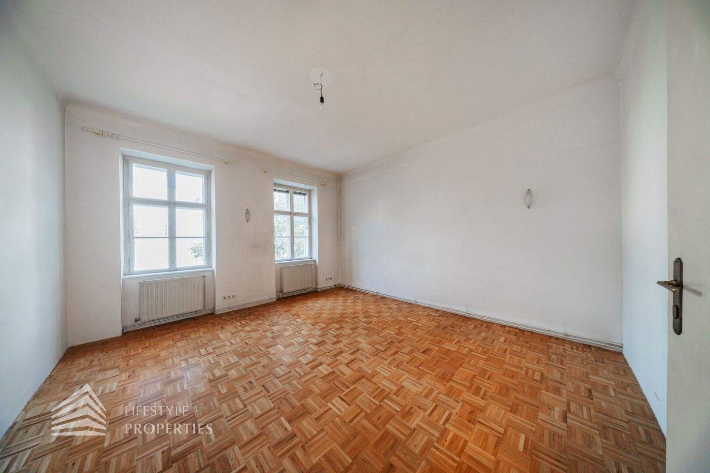 2 rooms Apartment in Mariahilf, Austria No. 246361