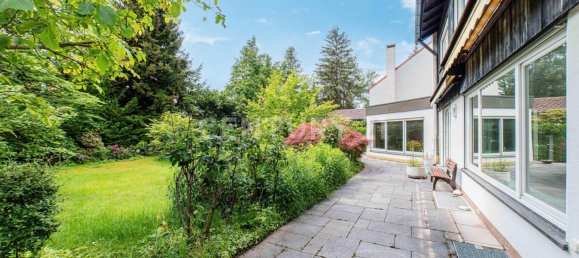 Дом с 7 комнатами в Нюрнберг, Германия № 165542 2