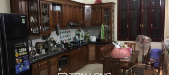 5 bedrooms House in Dong Da, Vietnam No. 1444 3