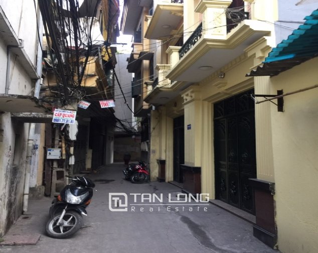 5 bedrooms House in Dong Da, Vietnam No. 1444