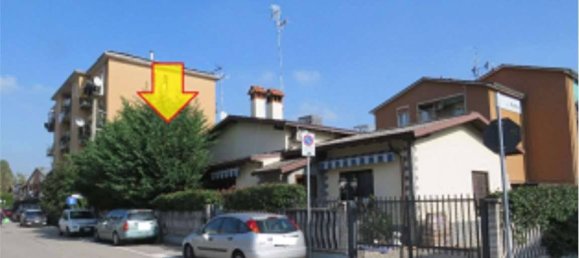 1 chambre Maison à Pozzuolo Martesana, Italy No. 192839 5