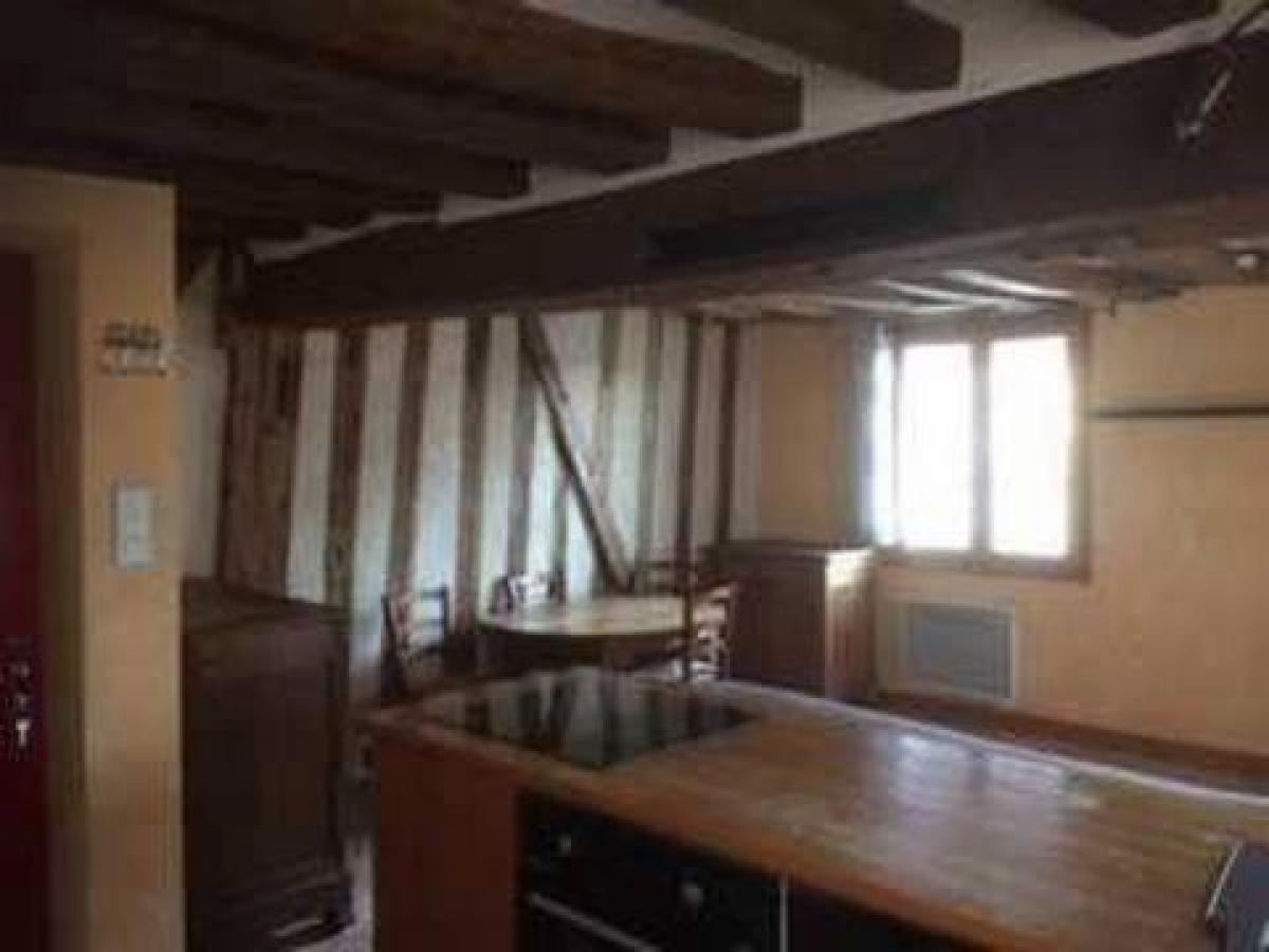 Apartamento com 2 quartos em condomínio em Houdan, France N.º 13969